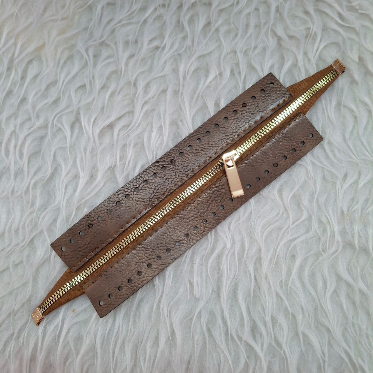 زیپ چرمی گردویی